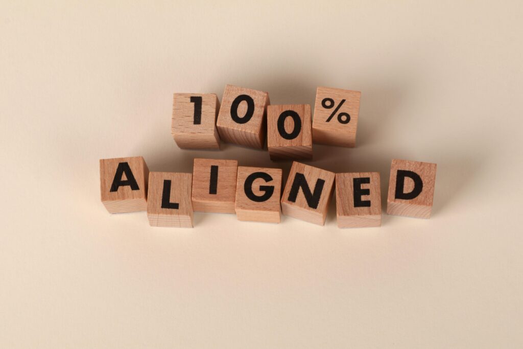 Its Sophie Biggerstaff Blog - How To Build An Online Business In Alignment With Your Life Using The Freedom Model Method