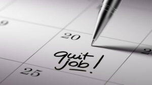 Its Sophie Biggerstaff Blog - How To Quit Your 9 to 5 And Build an Online Business That Replaces Your Salary
