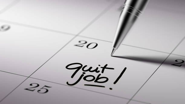 Its Sophie Biggerstaff Blog - How To Quit Your 9 to 5 And Build an Online Business That Replaces Your Salary