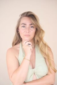 Its Sophie Biggerstaff Blog - How to Start an Online Business in 2026 (And Why It's Not Too Late)