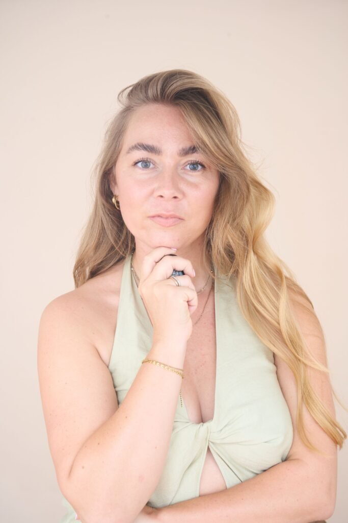 Its Sophie Biggerstaff Blog - How to Start an Online Business in 2026 (And Why It's Not Too Late)