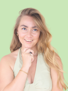 Sophie biggerstaff online business coach and strategist