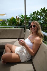 Its Sophie Biggerstaff Blog - Everything I Had To Unlearn From My 9-5 When I Became An Entrepreneur